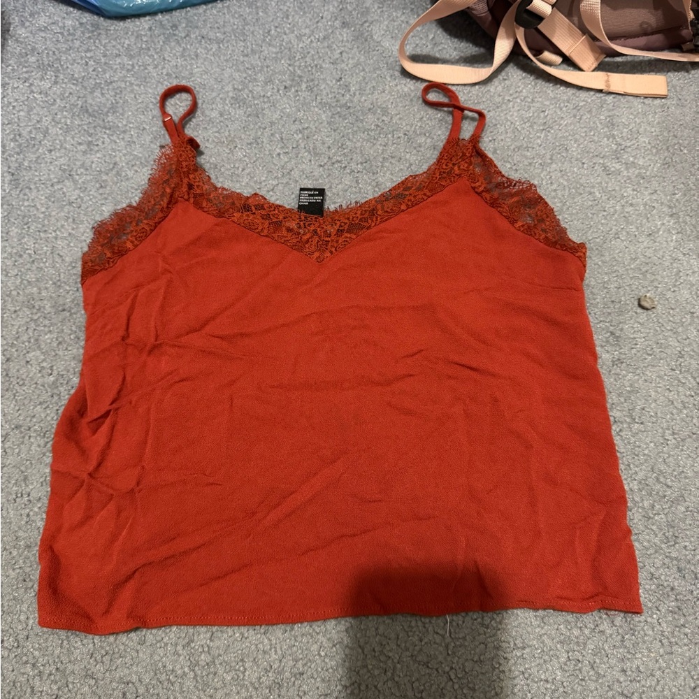 Forever 21 burnt orange tank top with lace neckline